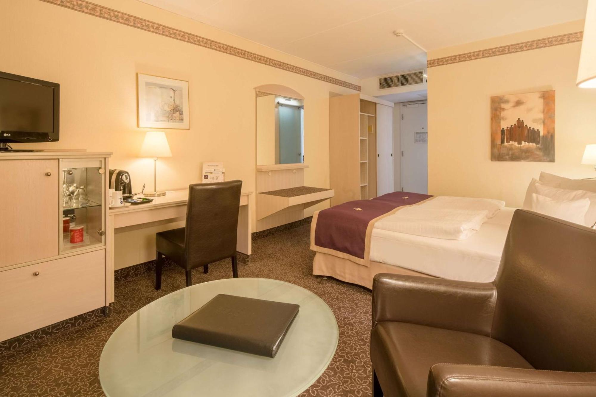 Best Western Hotel Helmstedt Am Lappwald Esterno foto