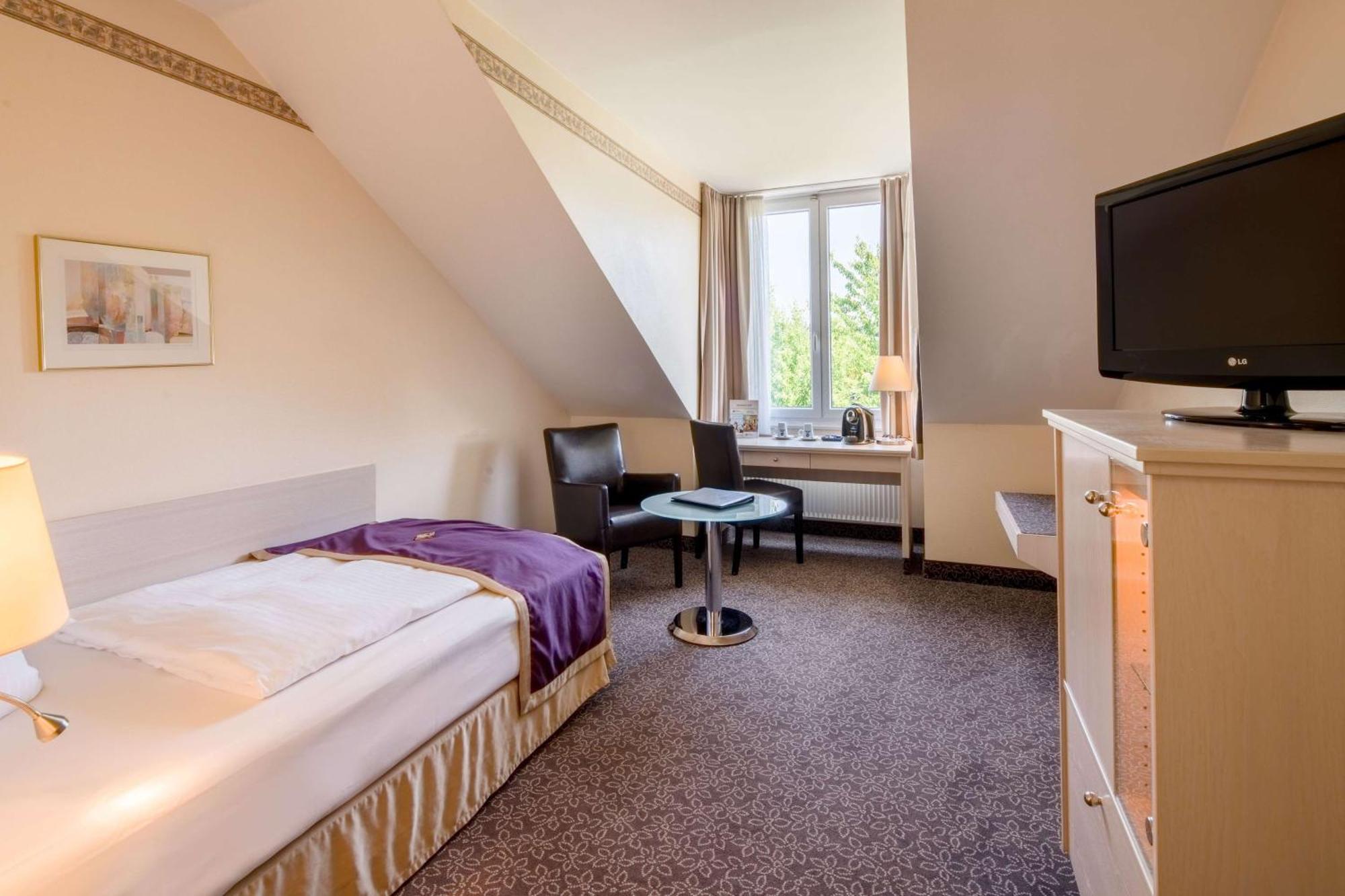 Best Western Hotel Helmstedt Am Lappwald Esterno foto